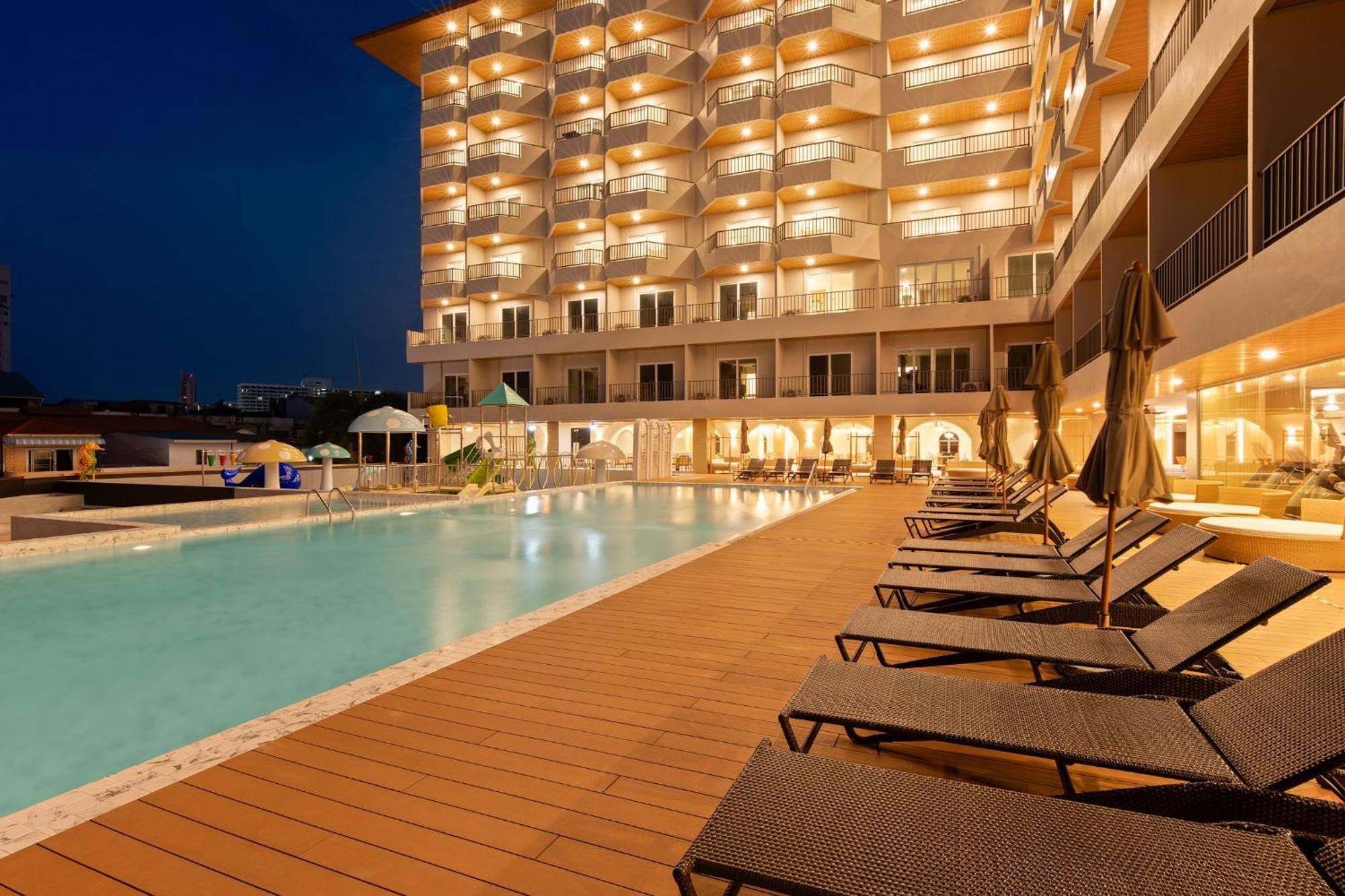 Jomtien Thani Hotel Exterior photo