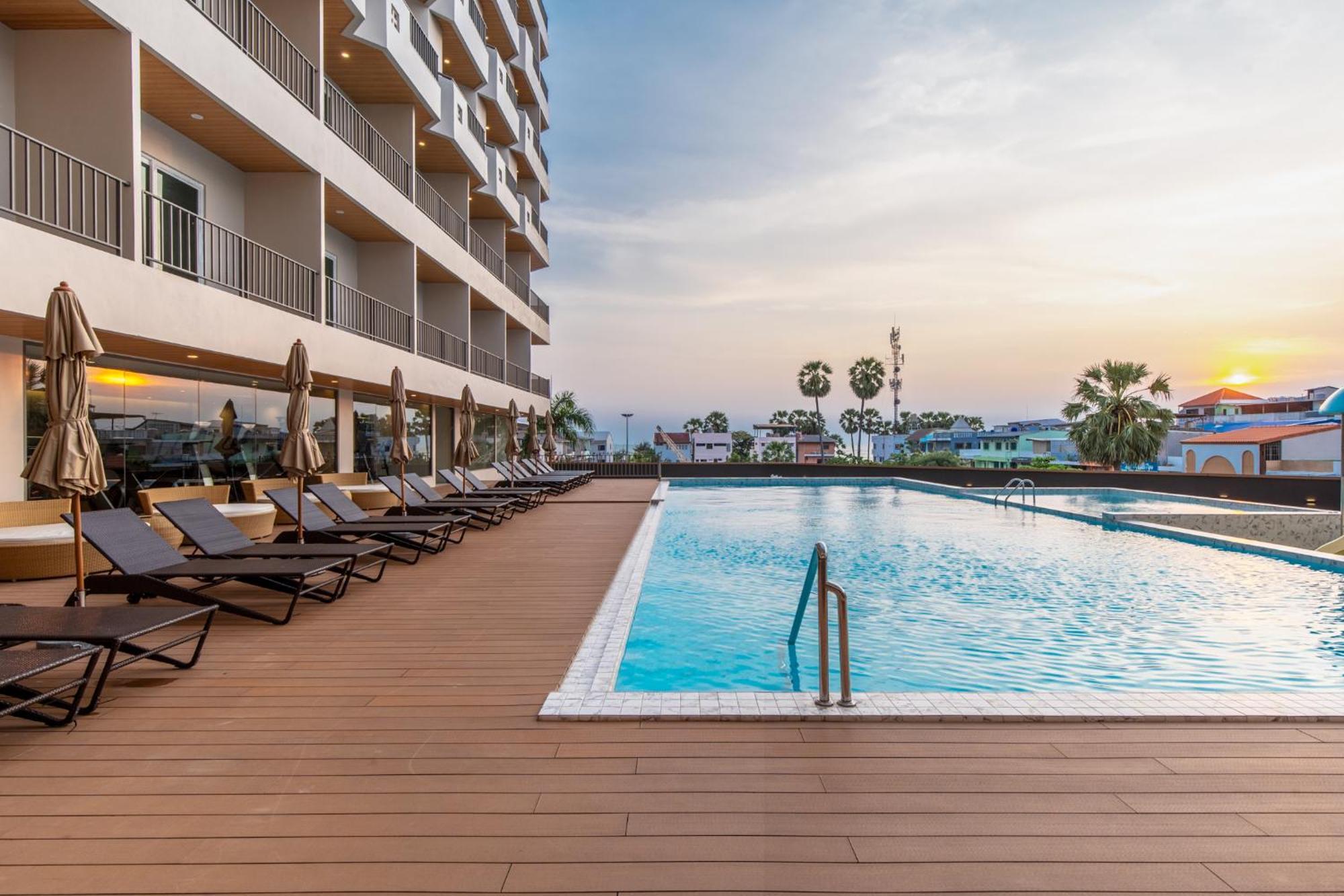 Jomtien Thani Hotel Exterior photo
